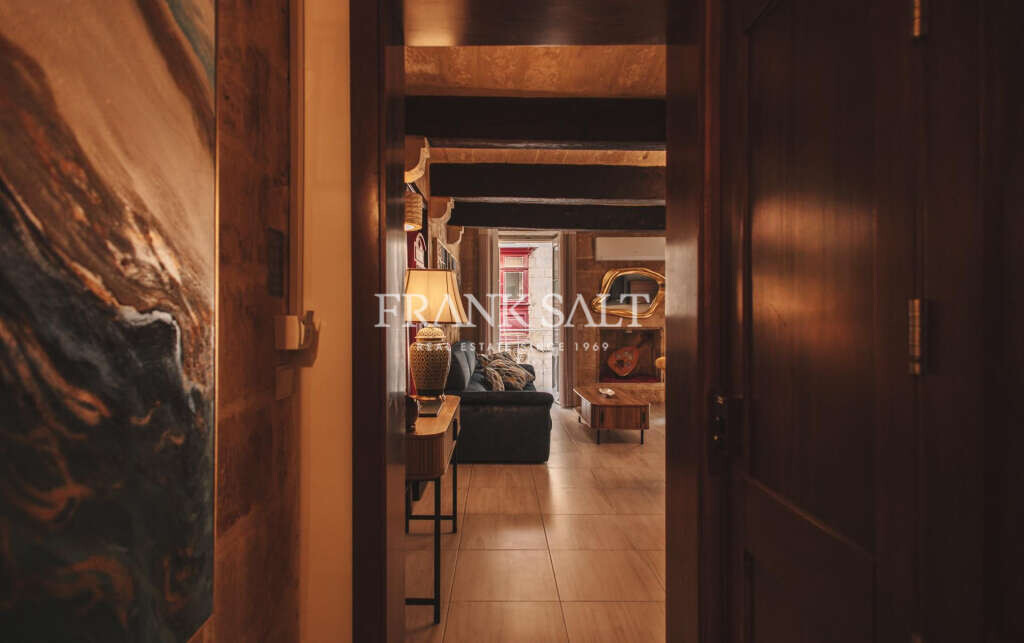 Valletta, 2 Bedrooms Bedrooms, ,2 BathroomsBathrooms,For Sale,FRSA-317572