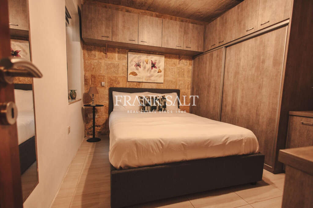 Valletta, 2 Bedrooms Bedrooms, ,2 BathroomsBathrooms,For Sale,FRSA-317572