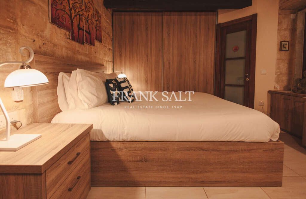 Valletta, 2 Bedrooms Bedrooms, ,2 BathroomsBathrooms,For Sale,FRSA-317572