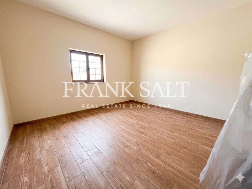 Qormi, 3 Bedrooms Bedrooms, ,2 BathroomsBathrooms,For Sale,FRSA-927032