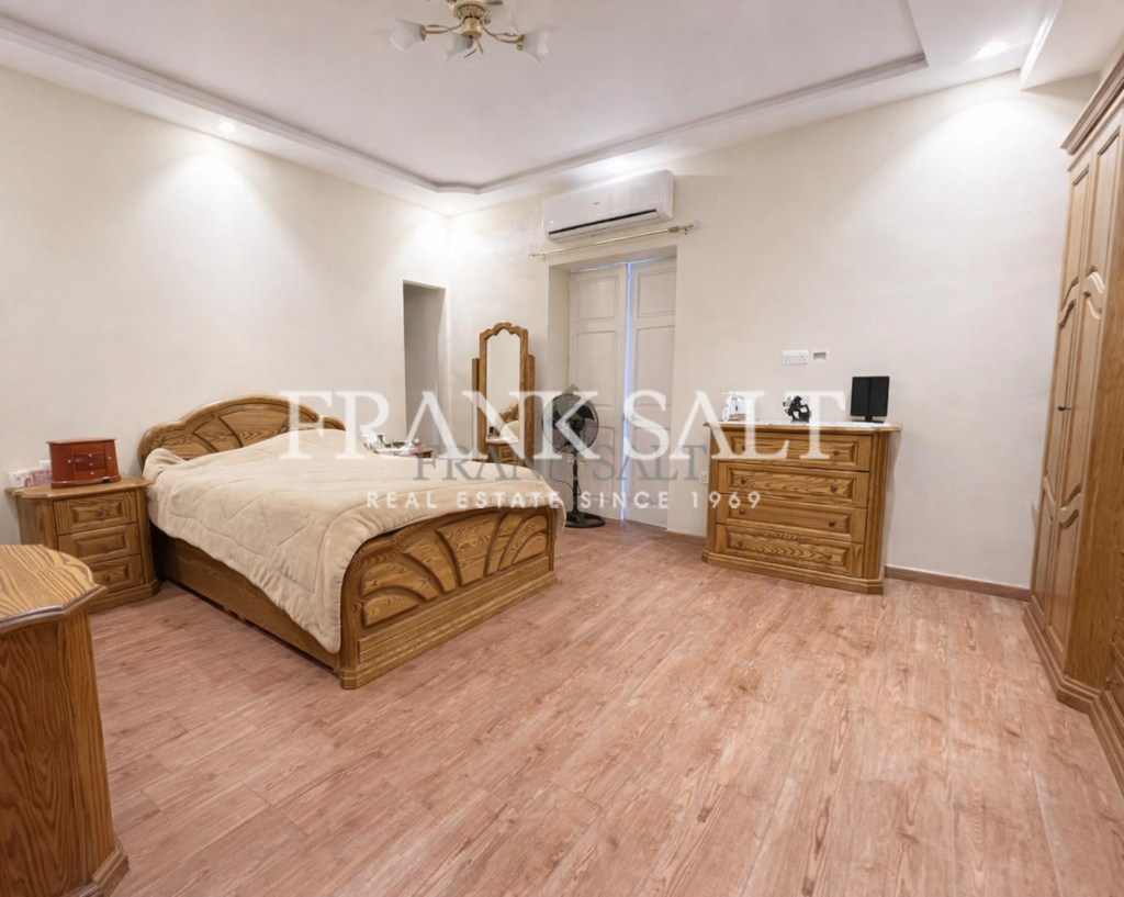 Qormi, 3 Bedrooms Bedrooms, ,2 BathroomsBathrooms,For Sale,FRSA-927032