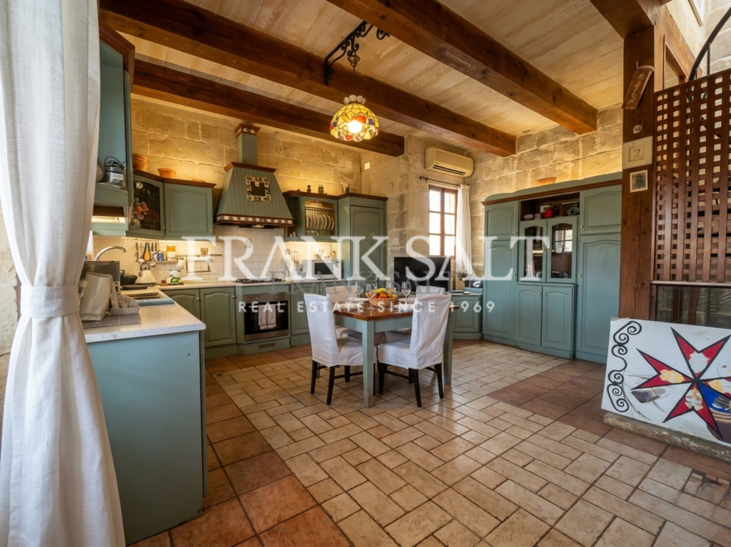 Zabbar, 3 Bedrooms Bedrooms, ,2 BathroomsBathrooms,For Sale,FRSA-927014