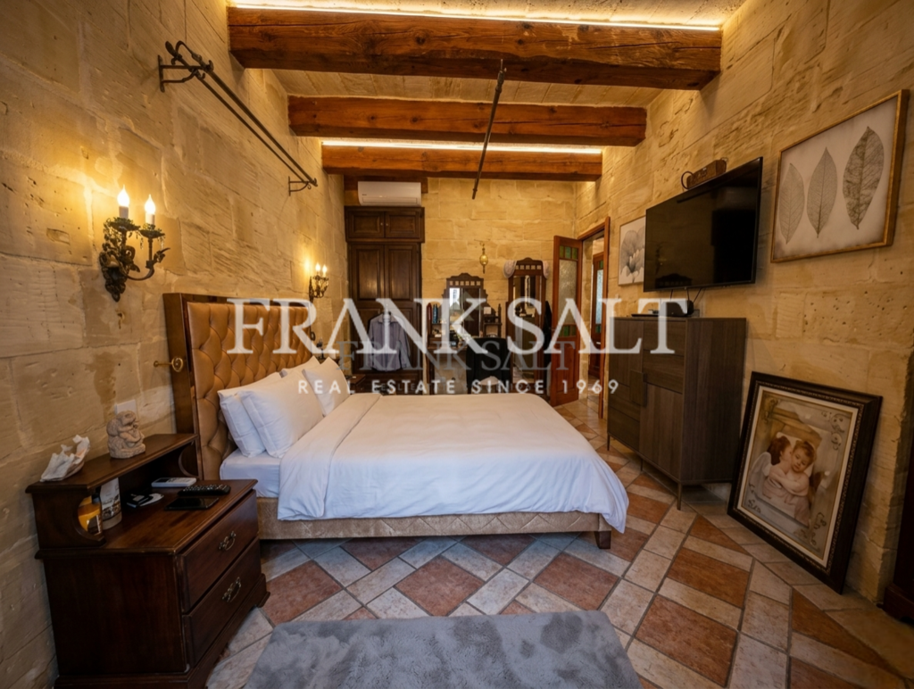 Zabbar, 3 Bedrooms Bedrooms, ,2 BathroomsBathrooms,For Sale,FRSA-927014