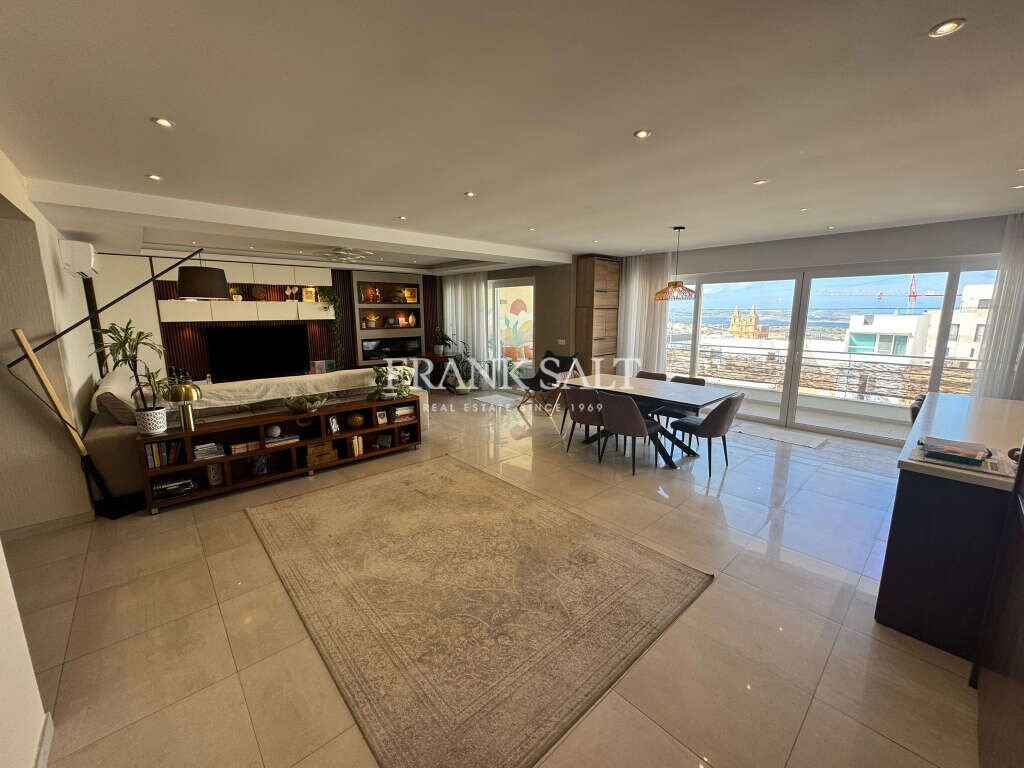 Mellieha, 3 Bedrooms Bedrooms, ,2 BathroomsBathrooms,For Sale,FRSA-926796