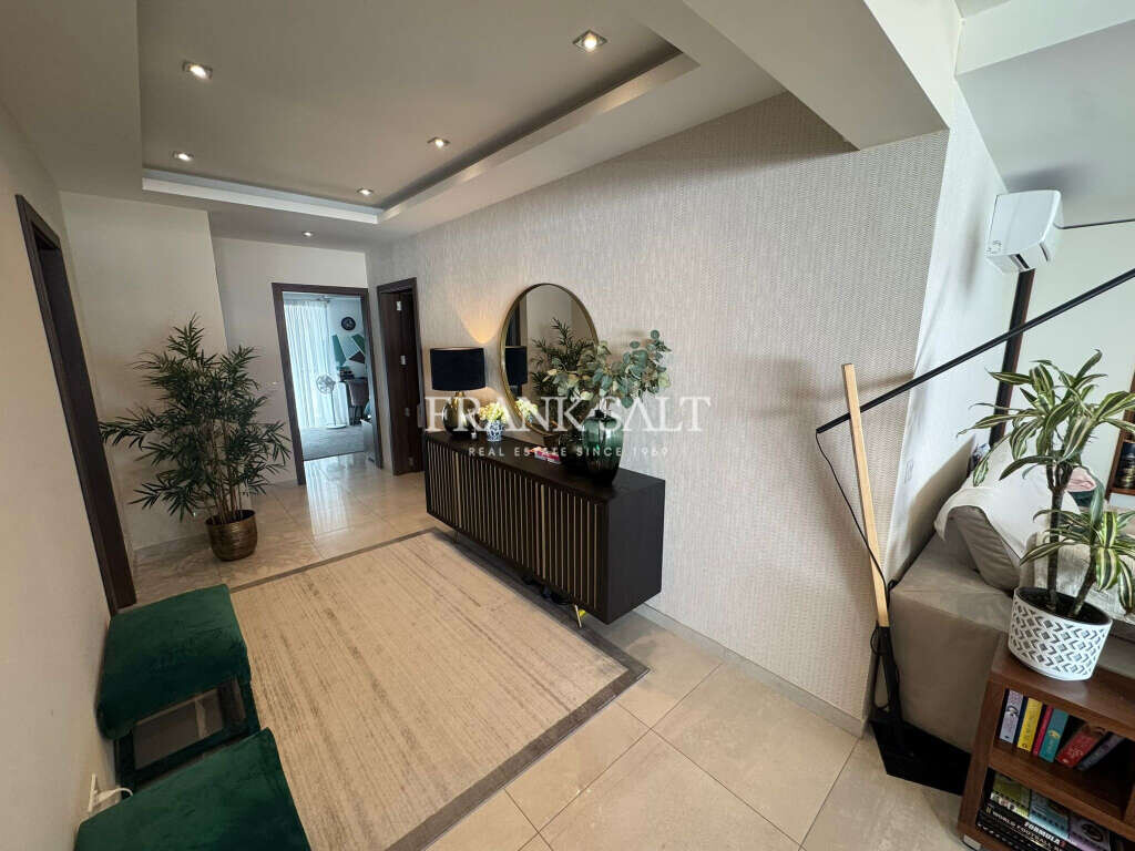 Mellieha, 3 Bedrooms Bedrooms, ,2 BathroomsBathrooms,For Sale,FRSA-926796