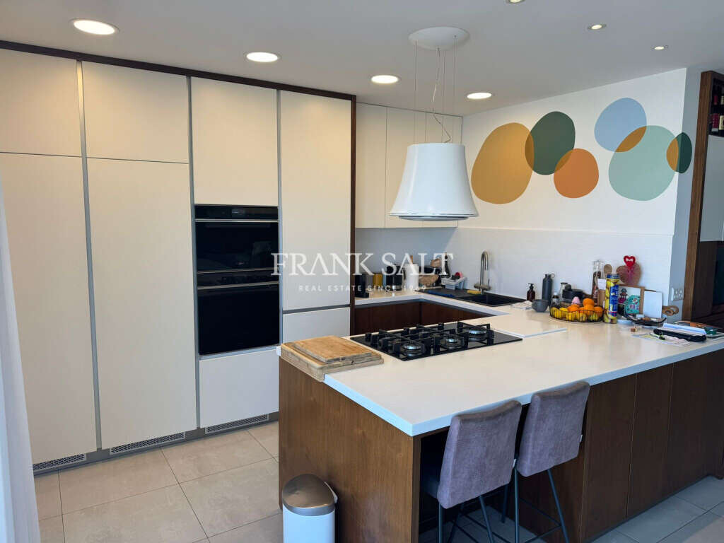 Mellieha, 3 Bedrooms Bedrooms, ,2 BathroomsBathrooms,For Sale,FRSA-926796