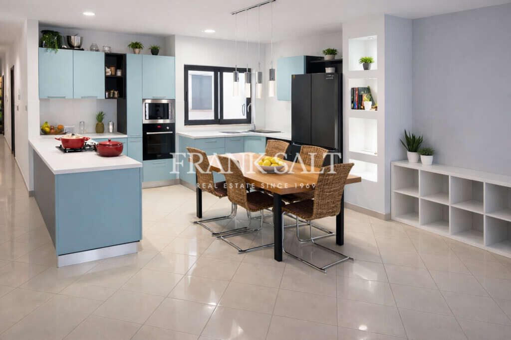 Mosta, 3 Bedrooms Bedrooms, ,1 BathroomBathrooms,For Sale,FRSA-926991