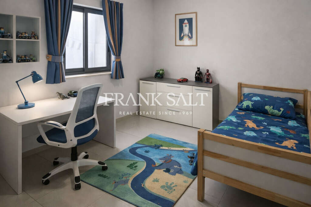 Mosta, 3 Bedrooms Bedrooms, ,1 BathroomBathrooms,For Sale,FRSA-926991