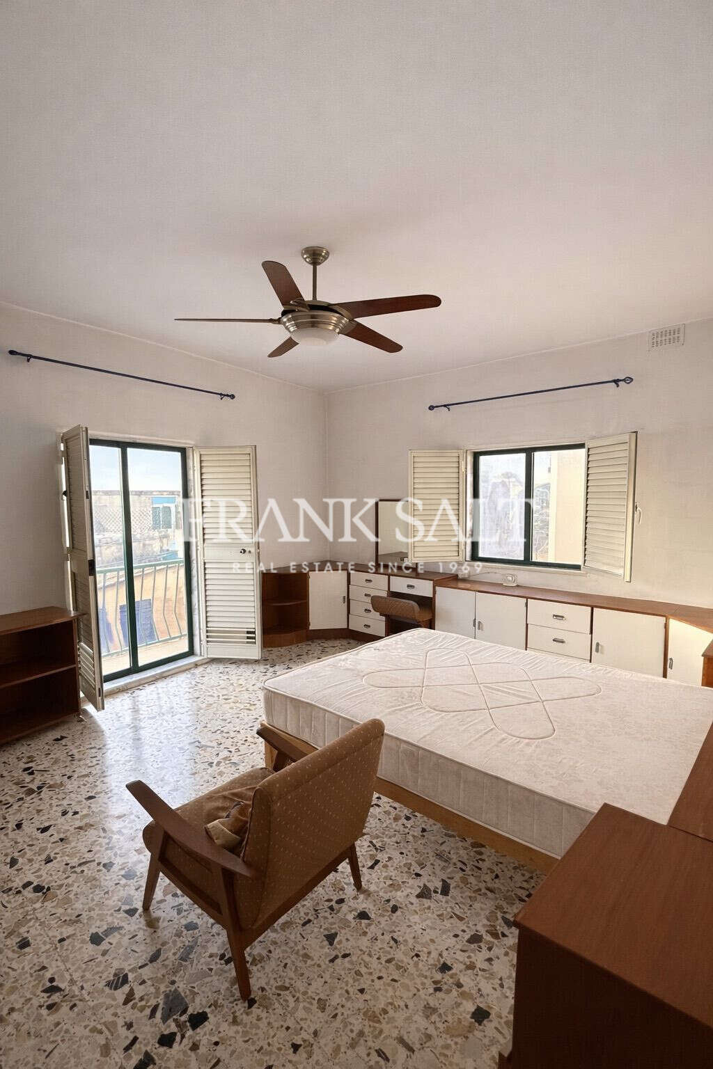 Sliema, 3 Bedrooms Bedrooms, ,2 BathroomsBathrooms,For Sale,FRSA-926240