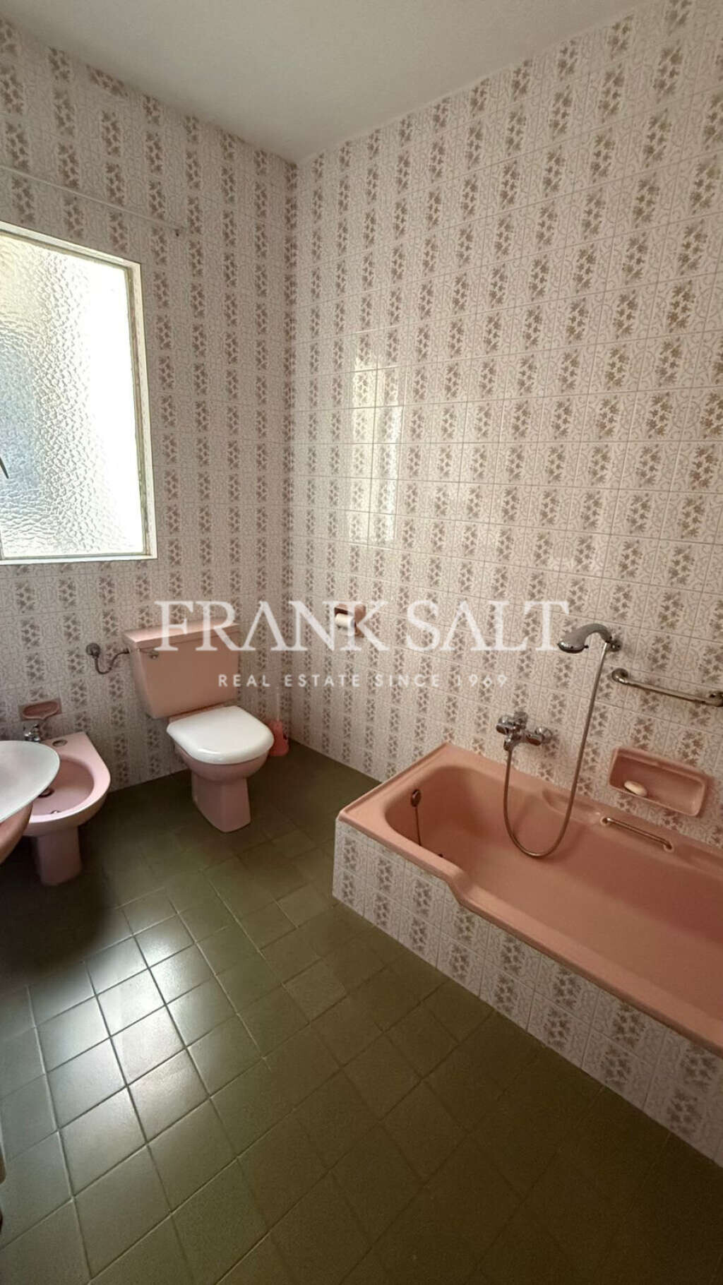 Sliema, 3 Bedrooms Bedrooms, ,2 BathroomsBathrooms,For Sale,FRSA-926240