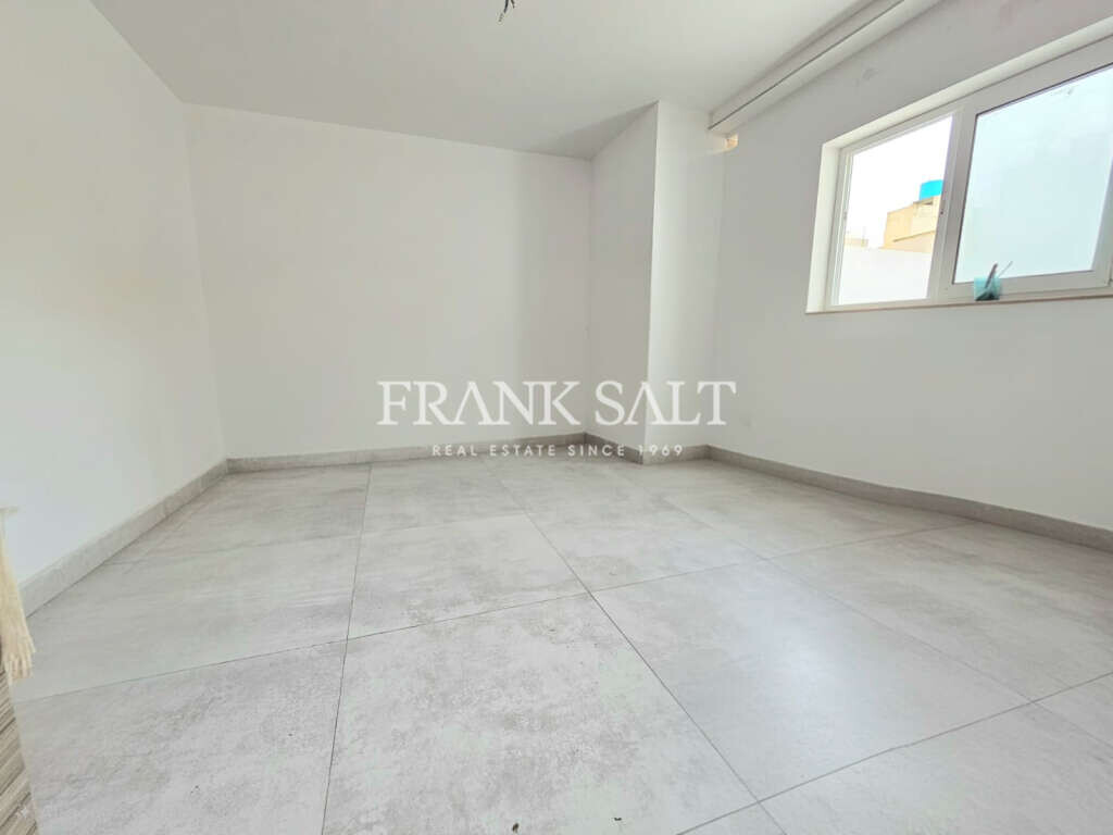 Fgura, 3 Bedrooms Bedrooms, ,1 BathroomBathrooms,For Sale,FRSA-926910