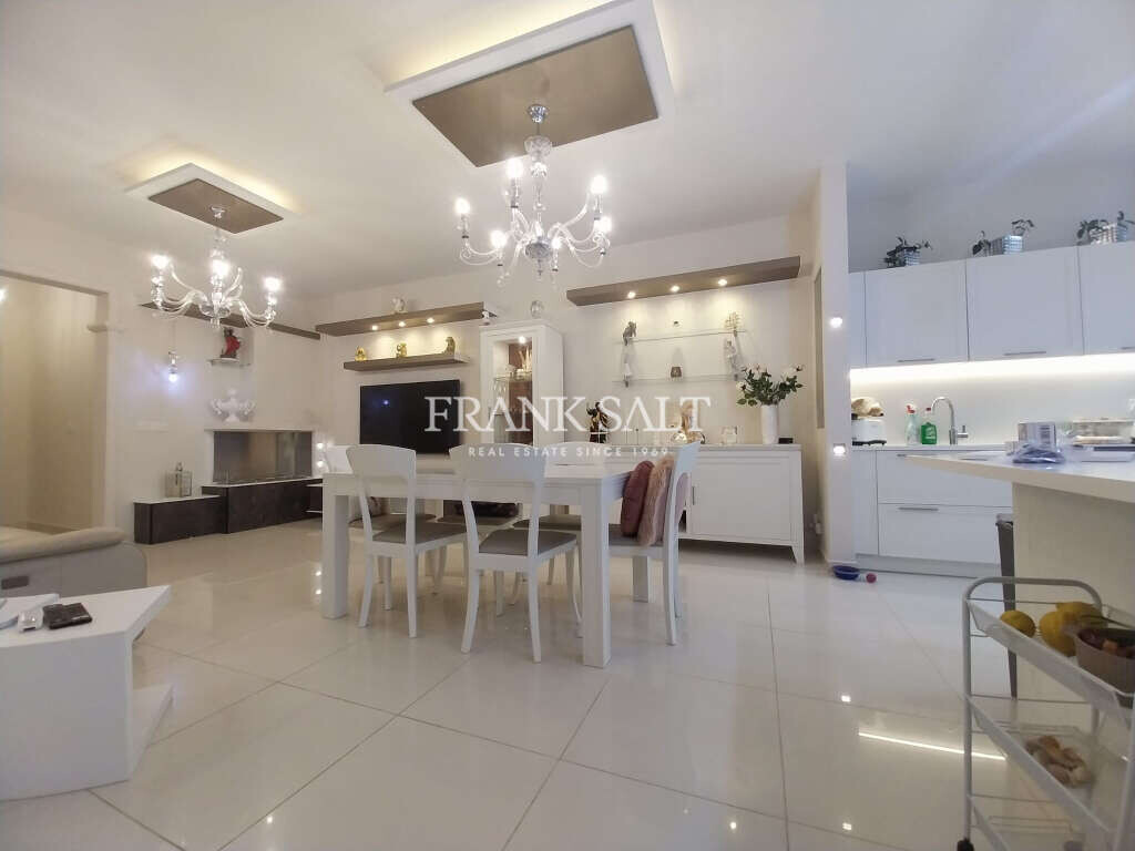 Bahrija, 3 Bedrooms Bedrooms, ,1 BathroomBathrooms,For Sale,FRSA-926923 Bahrija, 3 Bedrooms Bedrooms, ,1 BathroomBathrooms,For Sale,FRSA-926923