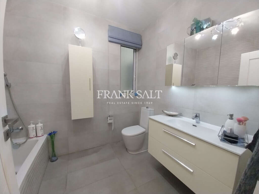 Bahrija, 3 Bedrooms Bedrooms, ,1 BathroomBathrooms,For Sale,FRSA-926923