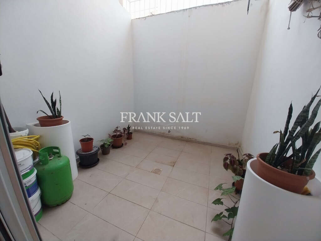 Bahrija, 3 Bedrooms Bedrooms, ,1 BathroomBathrooms,For Sale,FRSA-926923