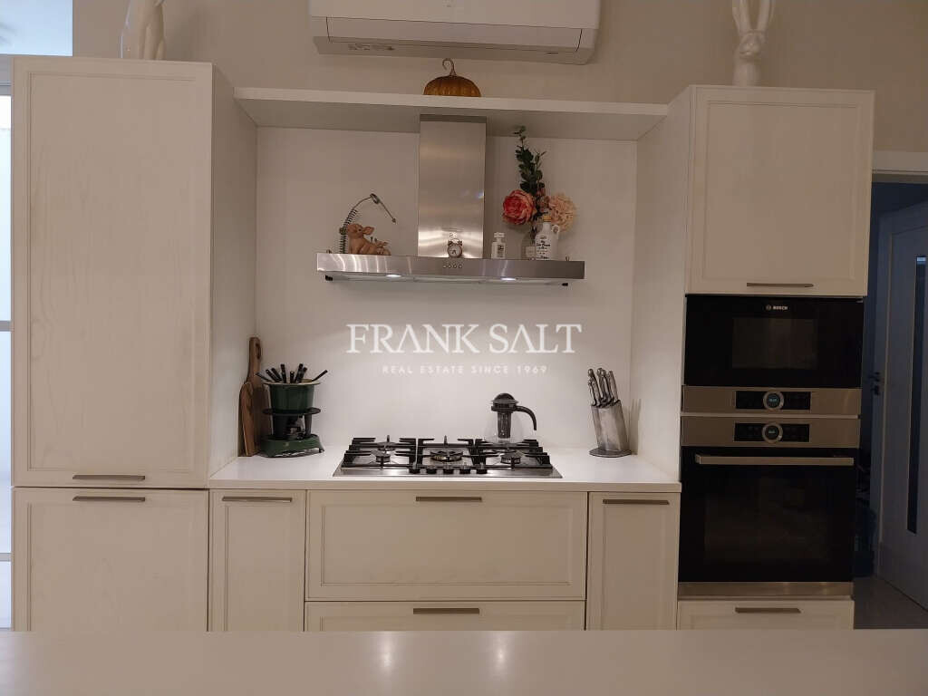 Bahrija, 3 Bedrooms Bedrooms, ,1 BathroomBathrooms,For Sale,FRSA-926923