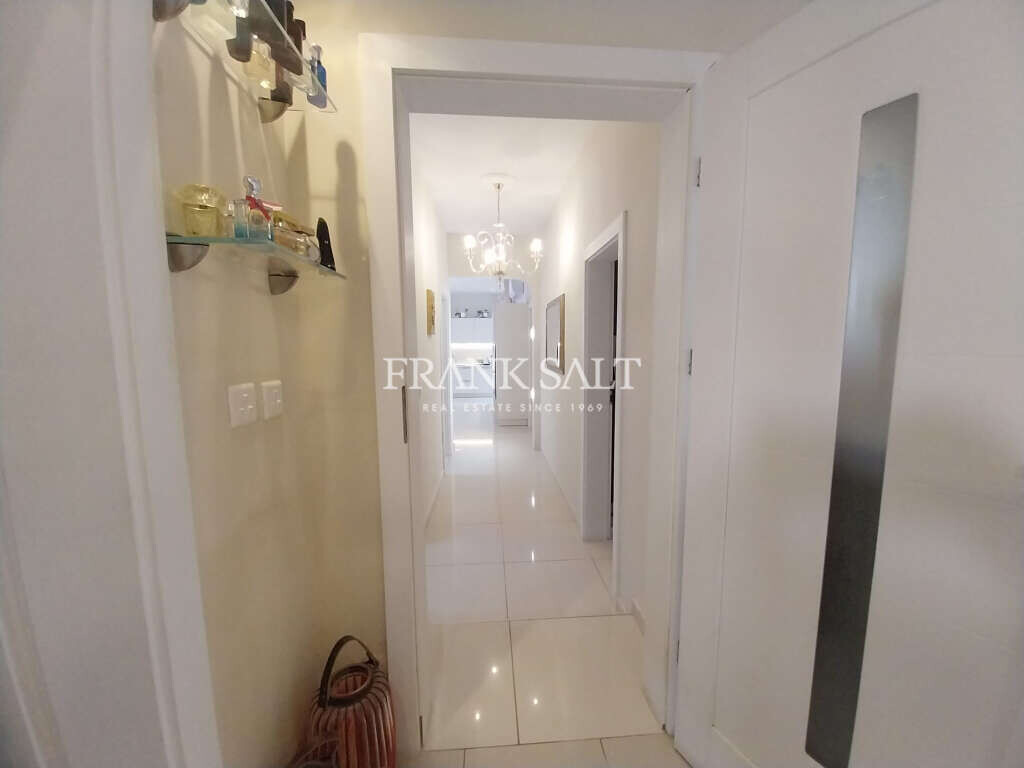 Bahrija, 3 Bedrooms Bedrooms, ,1 BathroomBathrooms,For Sale,FRSA-926923