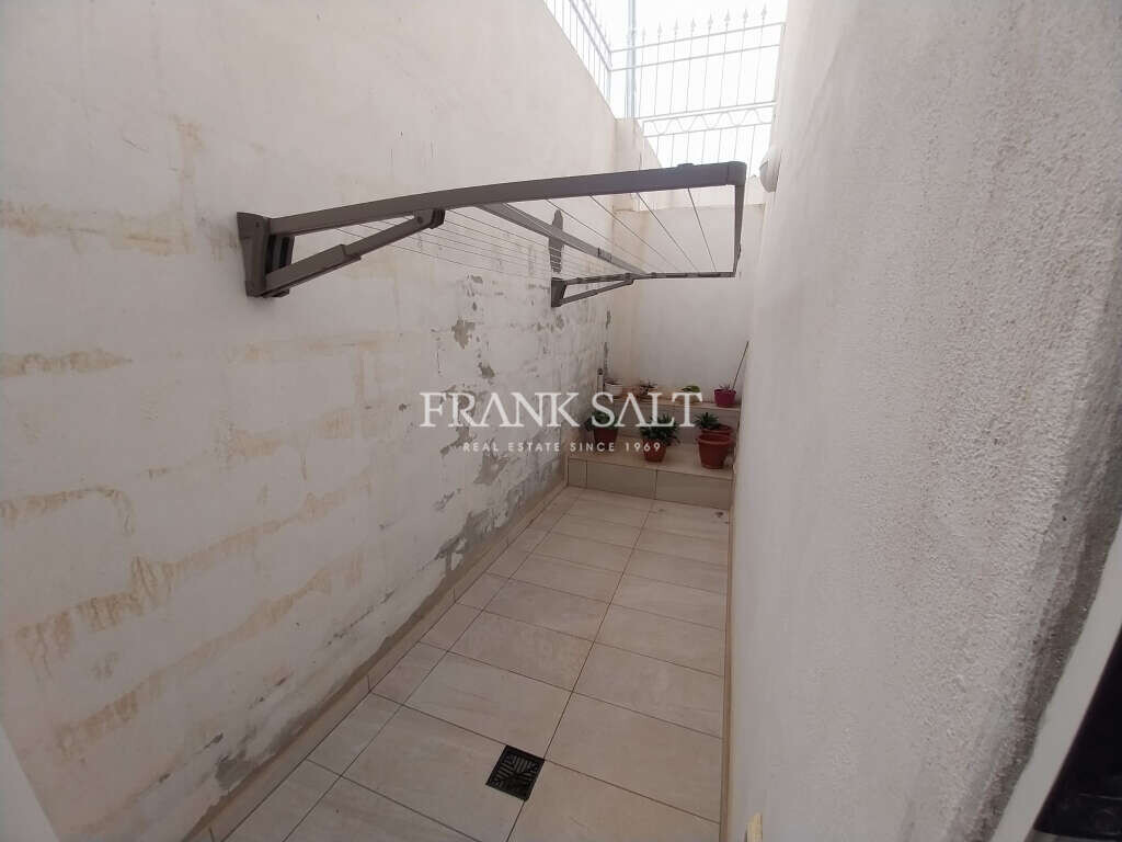 Bahrija, 3 Bedrooms Bedrooms, ,1 BathroomBathrooms,For Sale,FRSA-926923