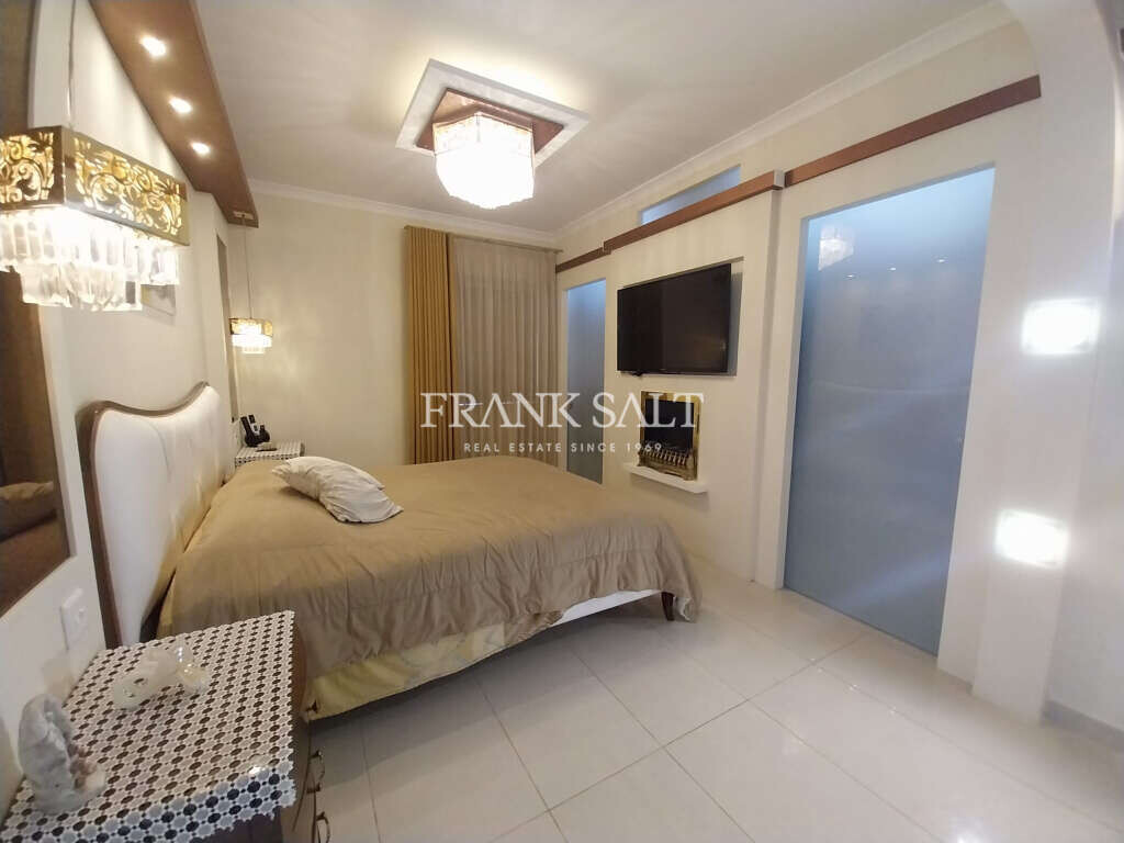 Bahrija, 3 Bedrooms Bedrooms, ,1 BathroomBathrooms,For Sale,FRSA-926923