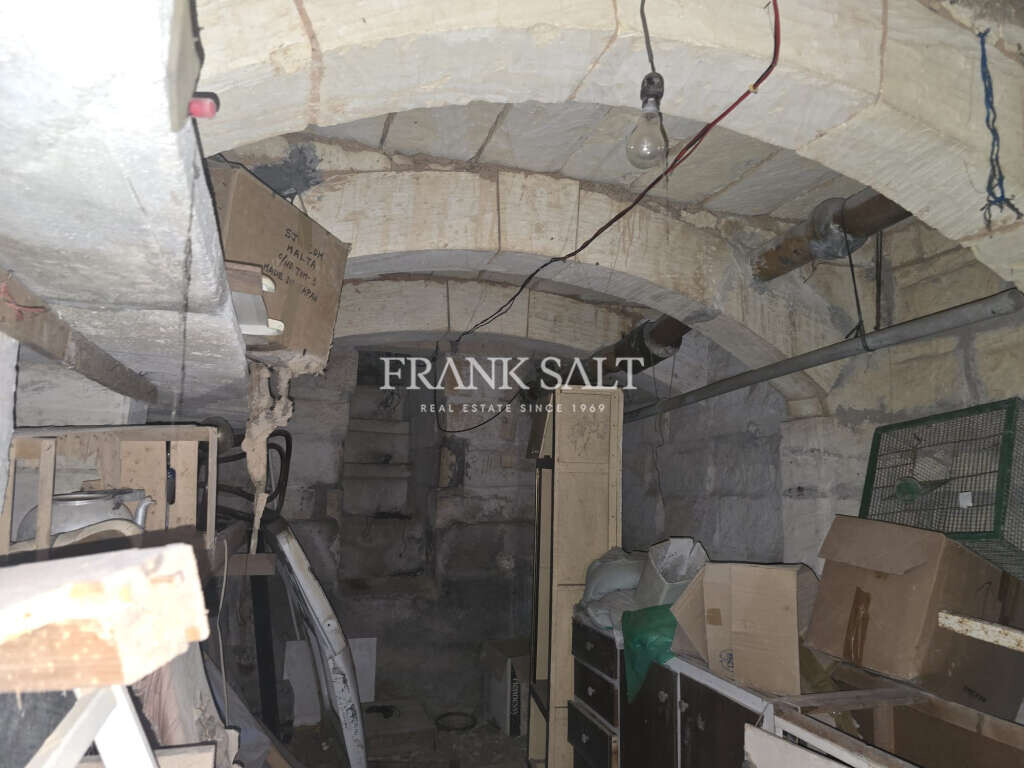 Fontana, Gozo, 3 Bedrooms Bedrooms, ,1 BathroomBathrooms,For Sale,FRSA-926921