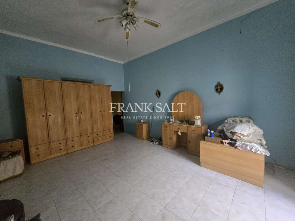 Fontana, Gozo, 3 Bedrooms Bedrooms, ,1 BathroomBathrooms,For Sale,FRSA-926921