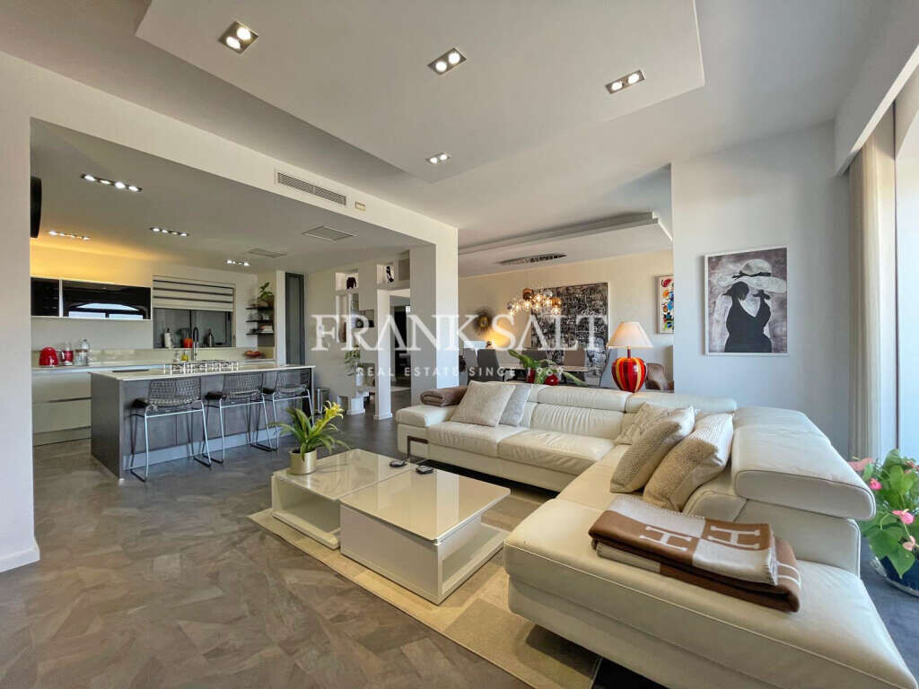 Madliena Village, 3 Bedrooms Bedrooms, ,1 BathroomBathrooms,For Sale,FRSA-043430