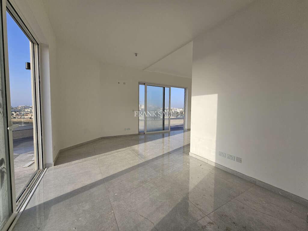 Marsascala, 3 Bedrooms Bedrooms, ,1 BathroomBathrooms,For Sale,FRSA-926881