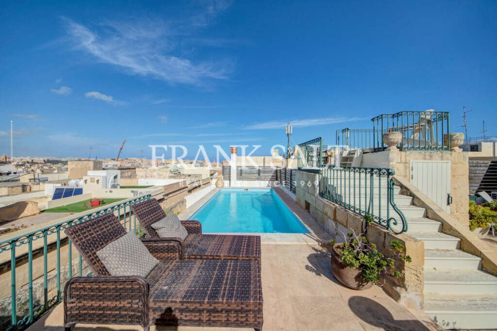 Cospicua, 5 Bedrooms Bedrooms, ,5 BathroomsBathrooms,For Sale,FRSA-926381