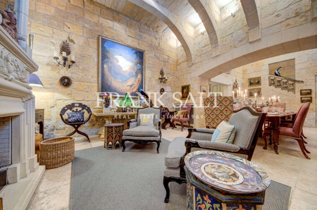Cospicua, 5 Bedrooms Bedrooms, ,5 BathroomsBathrooms,For Sale,FRSA-926381