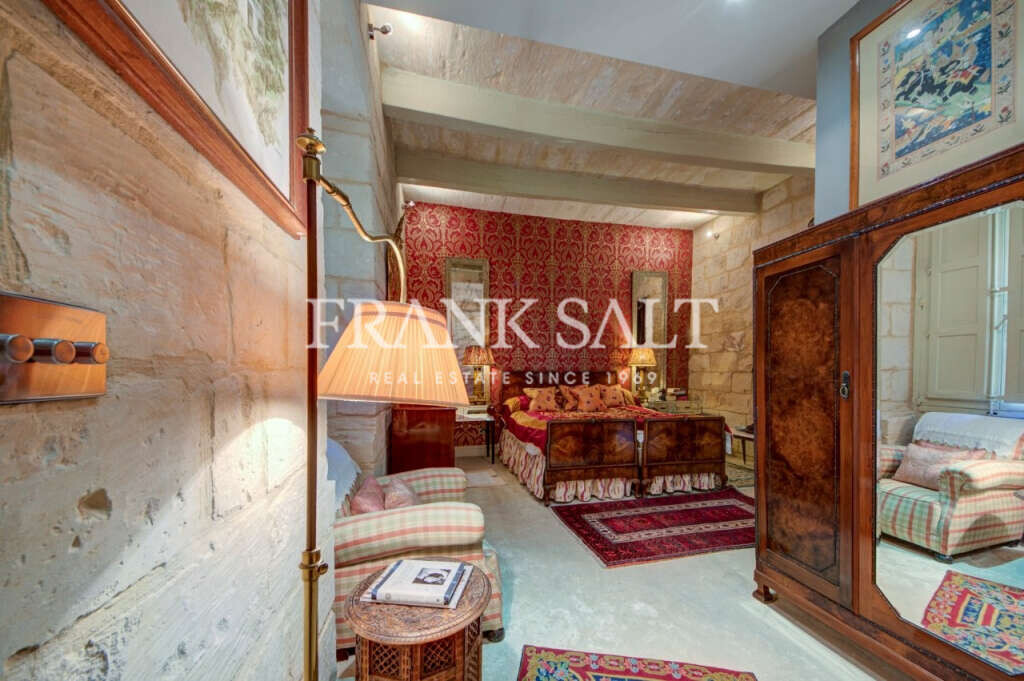 Cospicua, 5 Bedrooms Bedrooms, ,5 BathroomsBathrooms,For Sale,FRSA-926381