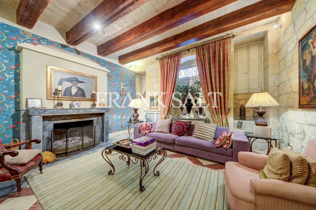 Cospicua, 5 Bedrooms Bedrooms, ,5 BathroomsBathrooms,For Sale,FRSA-926381