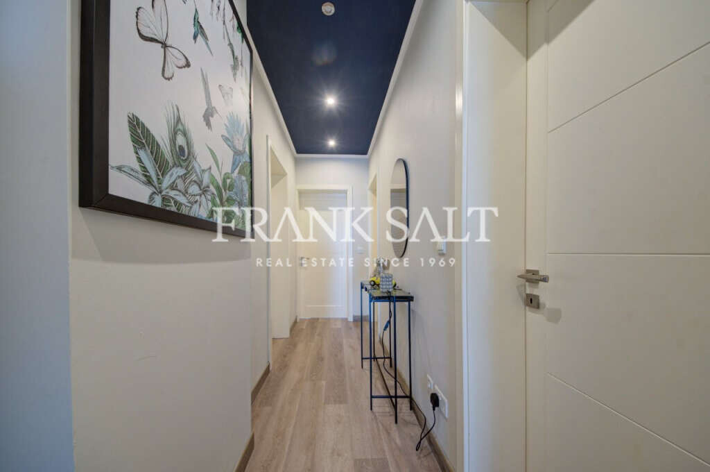 Ta Monita, 4 Bedrooms Bedrooms, ,1 BathroomBathrooms,For Sale,FRSA-918919