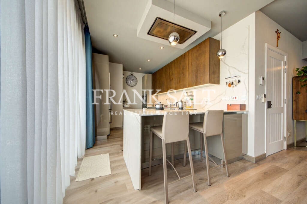 Ta Monita, 4 Bedrooms Bedrooms, ,1 BathroomBathrooms,For Sale,FRSA-918919