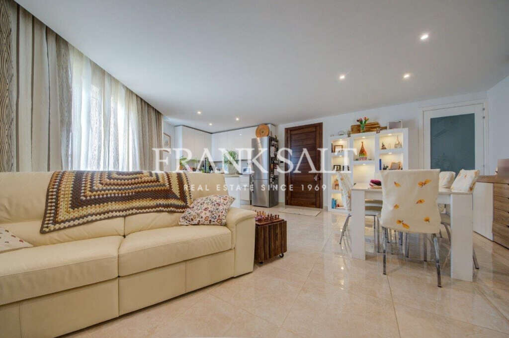 Zabbar, 2 Bedrooms Bedrooms, ,2 BathroomsBathrooms,For Sale,FRSA-427902