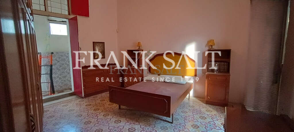 Qormi, 3 Bedrooms Bedrooms, ,1 BathroomBathrooms,For Sale,FRSA-925289