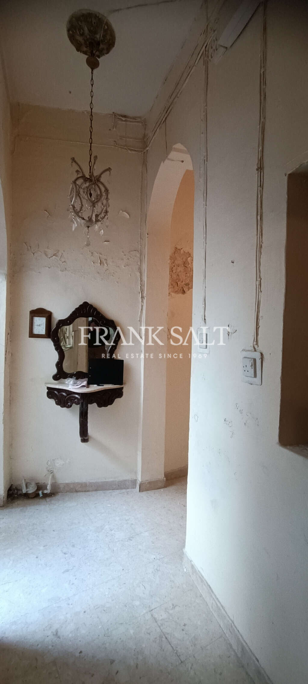 Qormi, 3 Bedrooms Bedrooms, ,1 BathroomBathrooms,For Sale,FRSA-925289