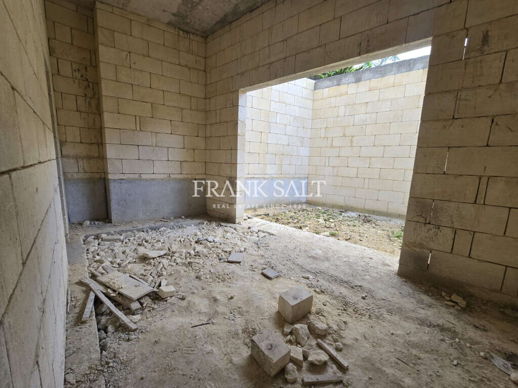 Munxar, Gozo, 3 Bedrooms Bedrooms, ,1 BathroomBathrooms,For Sale,FRSA-925252