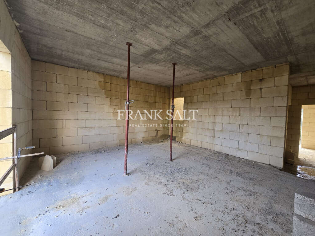 Munxar, Gozo, 3 Bedrooms Bedrooms, ,1 BathroomBathrooms,For Sale,FRSA-925252