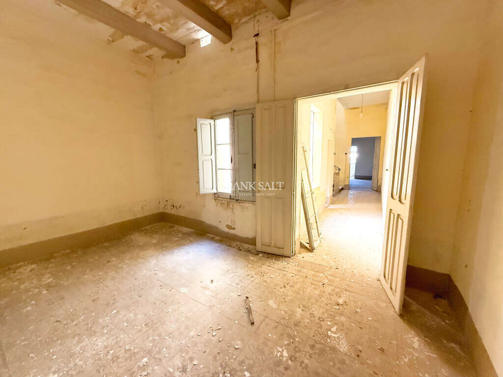 Vittoriosa, 4 Bedrooms Bedrooms, ,2 BathroomsBathrooms,For Sale,FRSA-814755