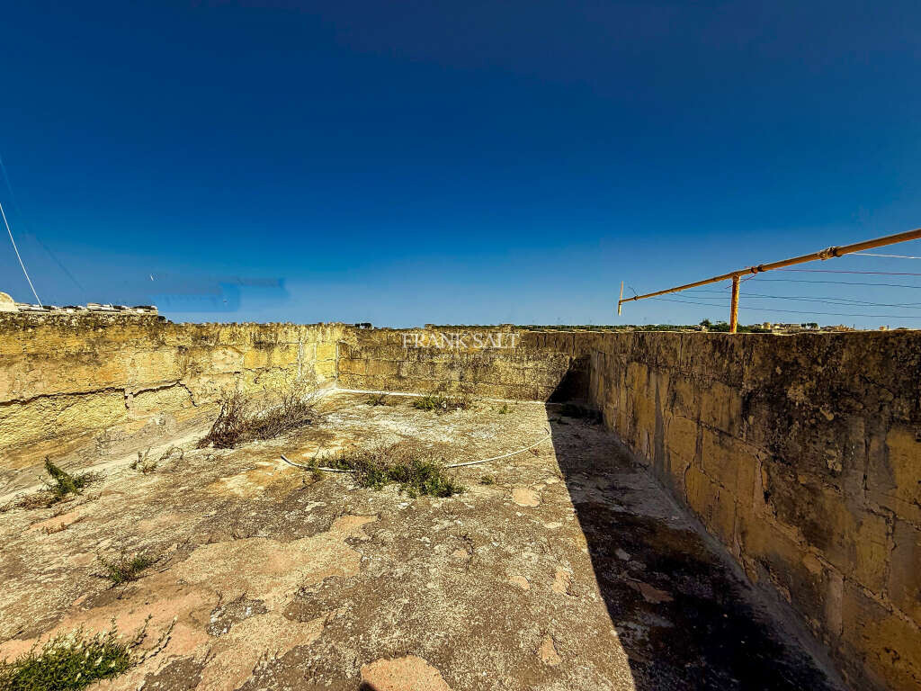 Vittoriosa, 4 Bedrooms Bedrooms, ,2 BathroomsBathrooms,For Sale,FRSA-814755