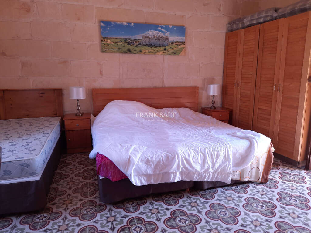 Xaghra, Gozo, 3 Bedrooms Bedrooms, ,For Sale,FRSA-160100