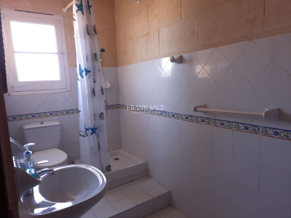 Xaghra, Gozo, 3 Bedrooms Bedrooms, ,For Sale,FRSA-160100