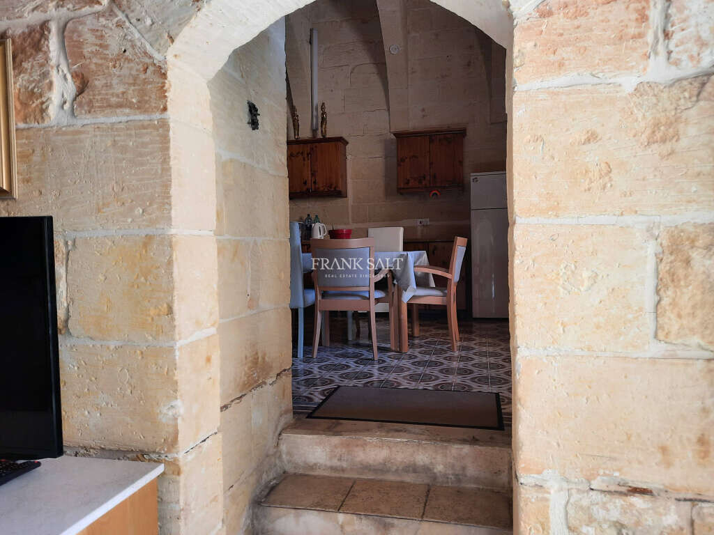 Xaghra, Gozo, 3 Bedrooms Bedrooms, ,For Sale,FRSA-160100