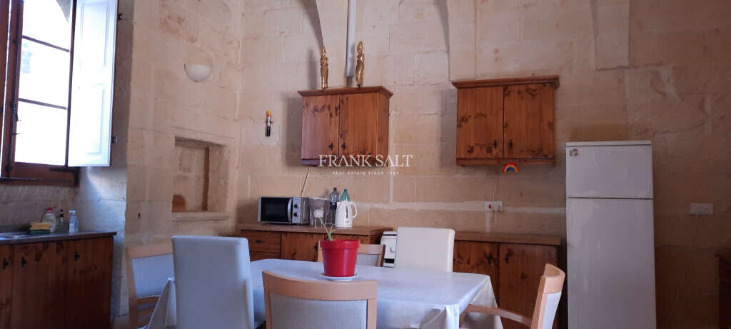 Xaghra, Gozo, 3 Bedrooms Bedrooms, ,For Sale,FRSA-160100