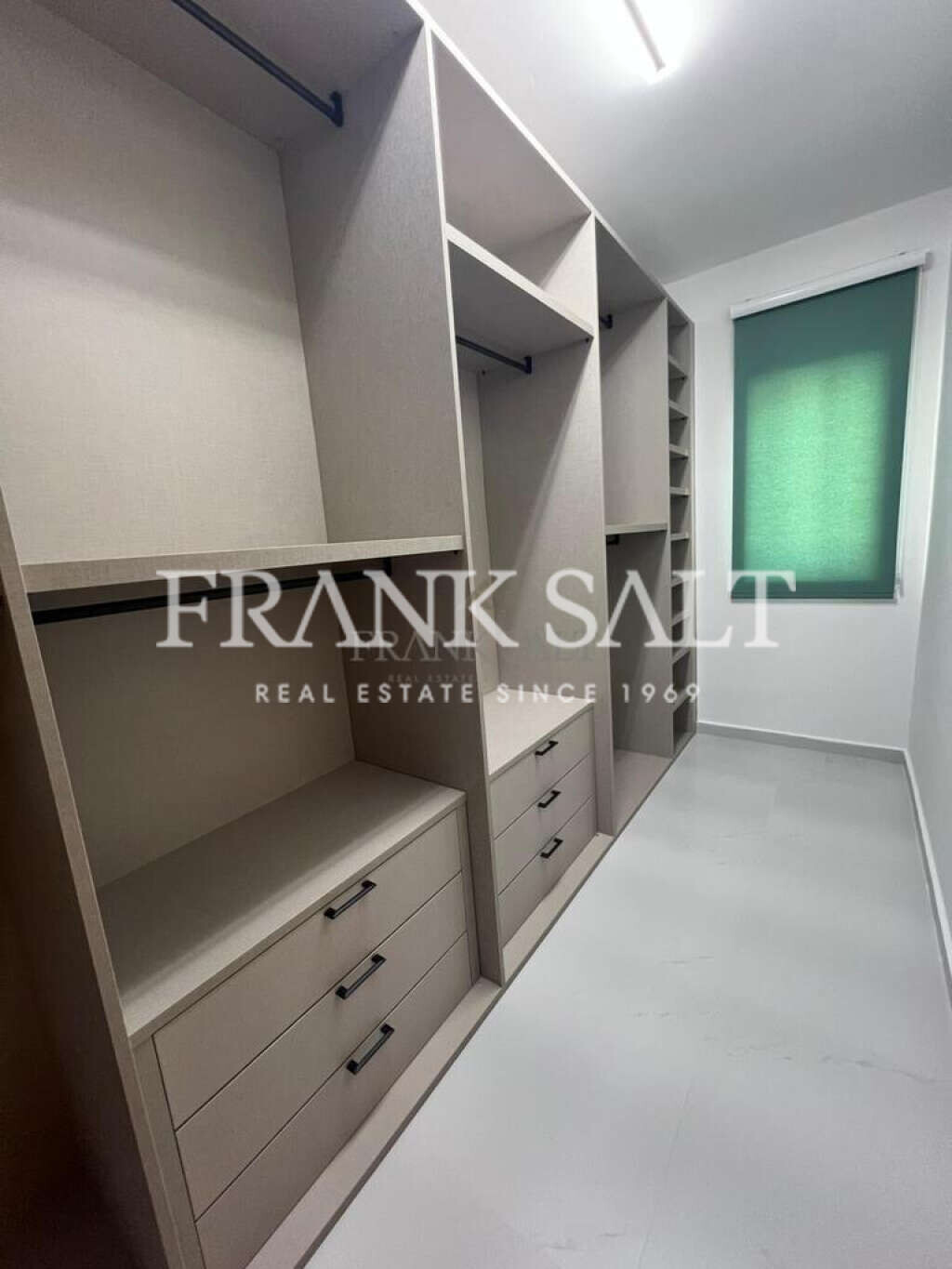 Luqa, 3 Bedrooms Bedrooms, ,1 BathroomBathrooms,For Sale,FRSA-419473