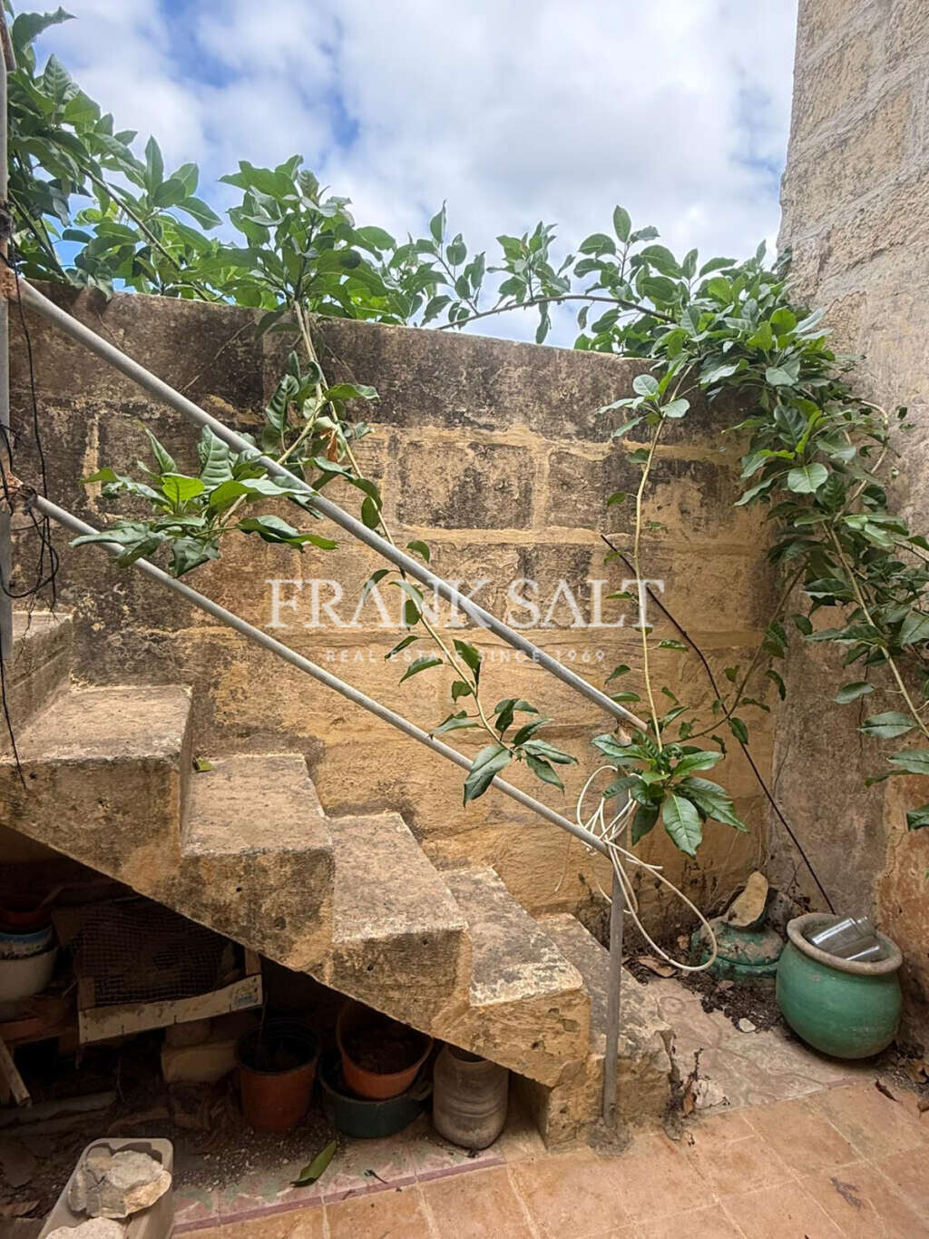 Nadur, Gozo, 3 Bedrooms Bedrooms, ,1 BathroomBathrooms,For Sale,FRSA-924506