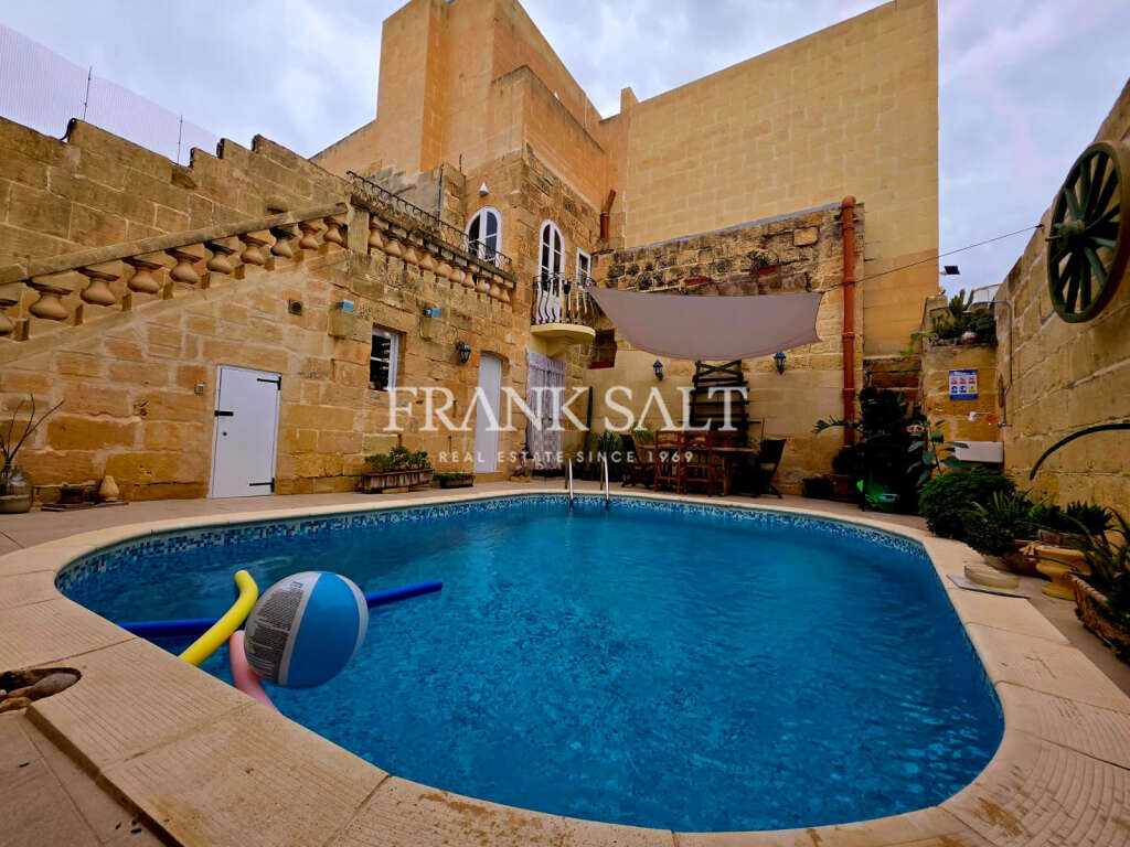 Gharb, Gozo, 5 Bedrooms Bedrooms, ,For Sale,FRSA-923777