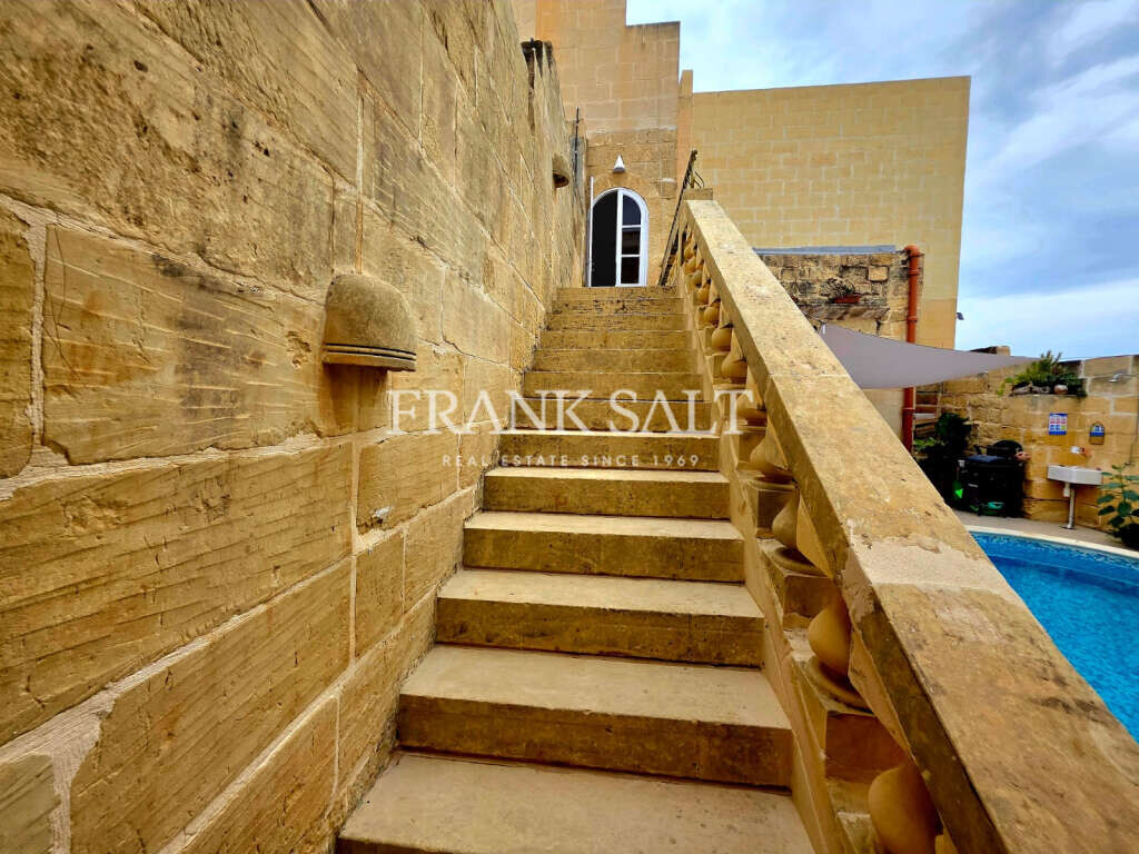 Gharb, Gozo, 5 Bedrooms Bedrooms, ,For Sale,FRSA-923777