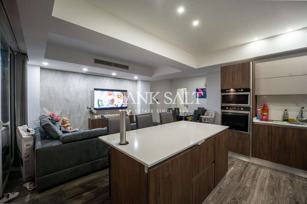 Swieqi, 3 Bedrooms Bedrooms, ,2 BathroomsBathrooms,For Sale,FRSA-925120