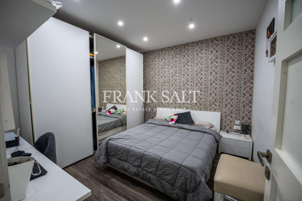 Swieqi, 3 Bedrooms Bedrooms, ,2 BathroomsBathrooms,For Sale,FRSA-925120