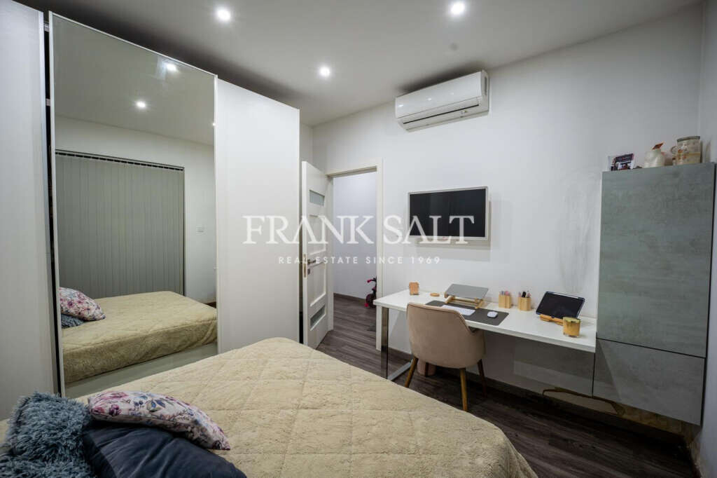 Swieqi, 3 Bedrooms Bedrooms, ,2 BathroomsBathrooms,For Sale,FRSA-925120